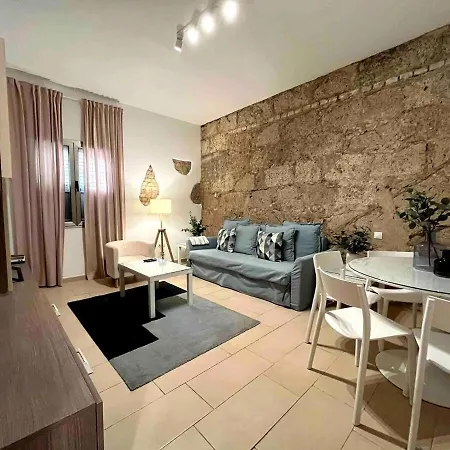 Amazing Beachfront Canteras * Лас-Пальмас-де-Гран-Канария